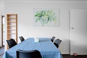 Sweethome2br@highton+parking