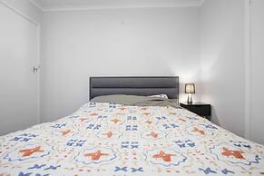 Sweethome2br@highton+parking