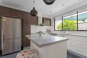 Spacious 3bedrooms big House@mitcham