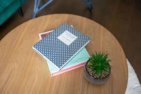 Perfect Location 2 Bdrs Apartment@glen Waverley