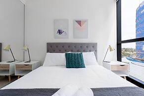 Perfect Location 2 Bdrs Apartment@glen Waverley