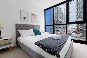 Perfect Location 2 Bdrs Apartment@glen Waverley