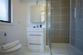 Quiet & Peaceful 3bed2bath Home @keilor Downs