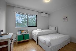 Comfy Holiday House With Pool@rosanna