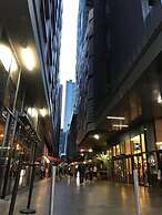 Cozy Gem With Poolgym in Mel Cbd@southerncross