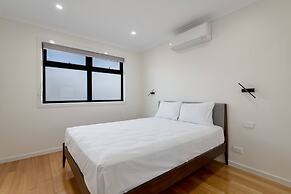 Impressive & Spacious new Townhouse@preston