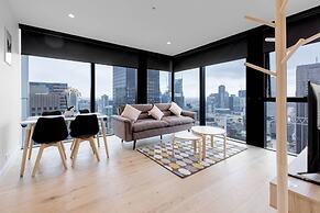 Luxury 2bed2bath apt in the Heart of Mel@collins