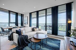 Breathtaking Lake/parkview Apt Pool&gym@3br