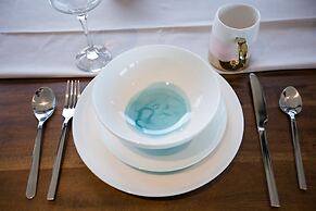 Breathtaking Lake/parkview Apt Pool&gym@3br