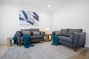 Peaceful Designer 2br@leafy Mill Park