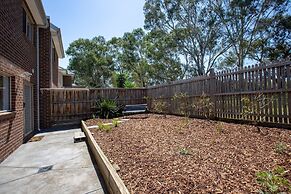 Peaceful Designer 2br@leafy Mill Park