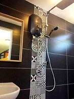 Petak Padin Cottage by The Pool, Kepala Batas Penang