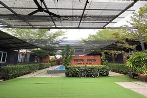 Petak Padin Cottage by The Pool, Kepala Batas Penang