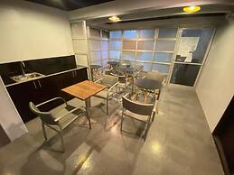 ARK Hostel City Center Manila