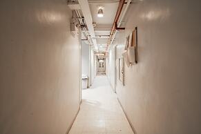 ARK Hostel City Center Manila