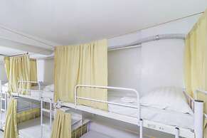 ARK Hostel City Center Manila