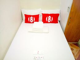 8 Hostel at Quiapo
