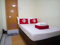 8 Hostel at Quiapo