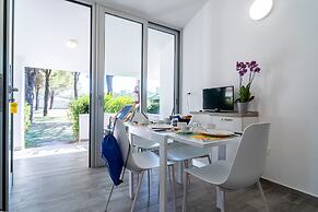 Club Del Sole Marina Julia Family Collection