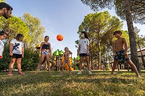 Club Del Sole Marina Julia Family Collection