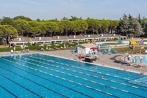 Club Del Sole Marina Julia Family Collection