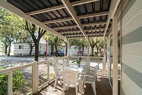 Club Del Sole Marina Julia Family Collection