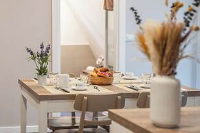 Club Del Sole Spina Family Collection