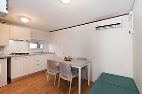 Club Del Sole Spina Family Collection