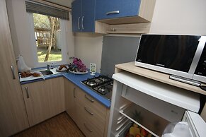 Club Del Sole Spina Family Collection