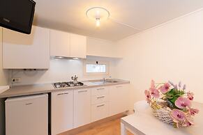 Club Del Sole Spina Family Collection