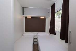 Club Del Sole Spina Family Collection