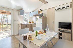 Club Del Sole Spina Family Collection