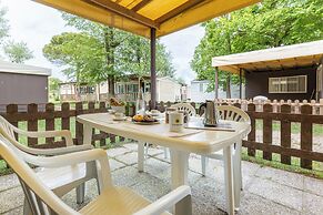 Club Del Sole Spina Family Collection