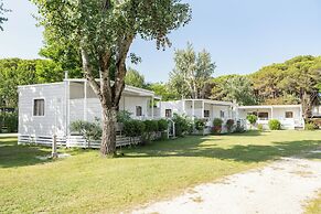 Club Del Sole Spina Family Collection