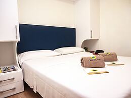 Club Del Sole Spina Family Collection