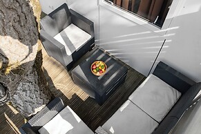 Club Del Sole Spina Family Collection