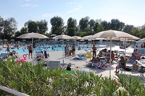 Club Del Sole Adriano Family Collection