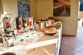 Club Del Sole Adriano Family Collection