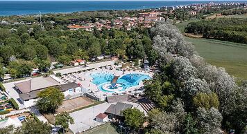 Club Del Sole Adriano Family Collection