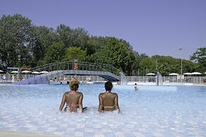 Club Del Sole Adriano Family Collection