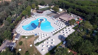 Club Del Sole Adriano Family Collection