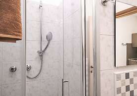 Club Del Sole Stork Family Collection