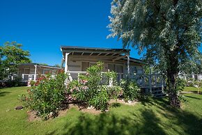 Club Del Sole Stork Family Collection