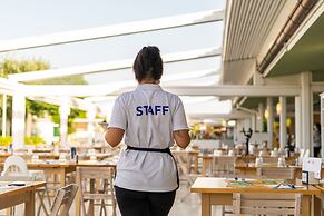 Club Del Sole Stork Family Collection