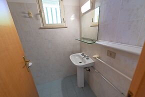 Club Del Sole Stork Family Collection