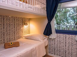 Club Del Sole Stork Family Collection