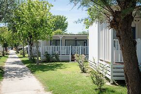 Club Del Sole Stork Family Collection