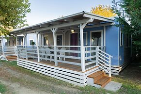 Club Del Sole Stork Family Collection