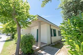 Club Del Sole Stork Family Collection