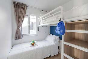 Club Del Sole Stork Family Collection